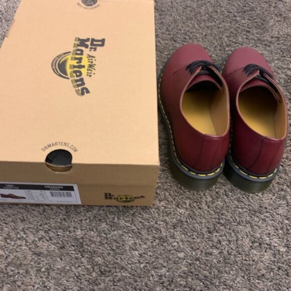 ***SOLD***    Doc Martens 1461 Cherry Red Men's Oxfords - US10 - Picture 6 of 9